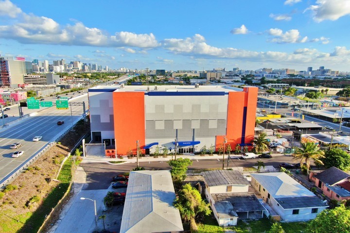 StorageMart Miami storage facility on 30th St